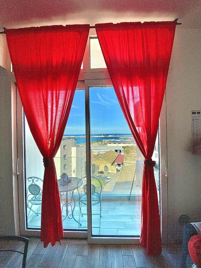 Bed & Breakfast L 'approdo Felice 3*